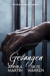 Gevangen - Annika Martin, Skye Warren (ISBN 9789493297821)