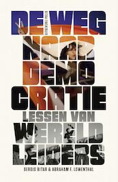 De weg naar democratie - Sergio Bitar, Abraham F. Lowenthal (ISBN 9789463100366)